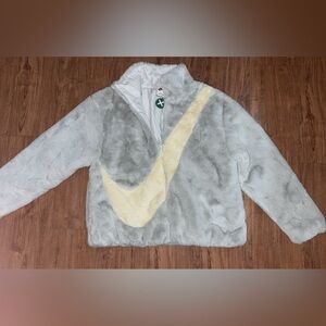 Nike Sportswear Faux Fur Swoosh Jacket Gray/Cream Women’s Medium Sherpa Full Zip